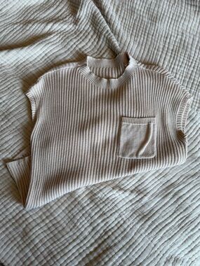 Cream Ribbed Knit Sleeveless Top with Pocket